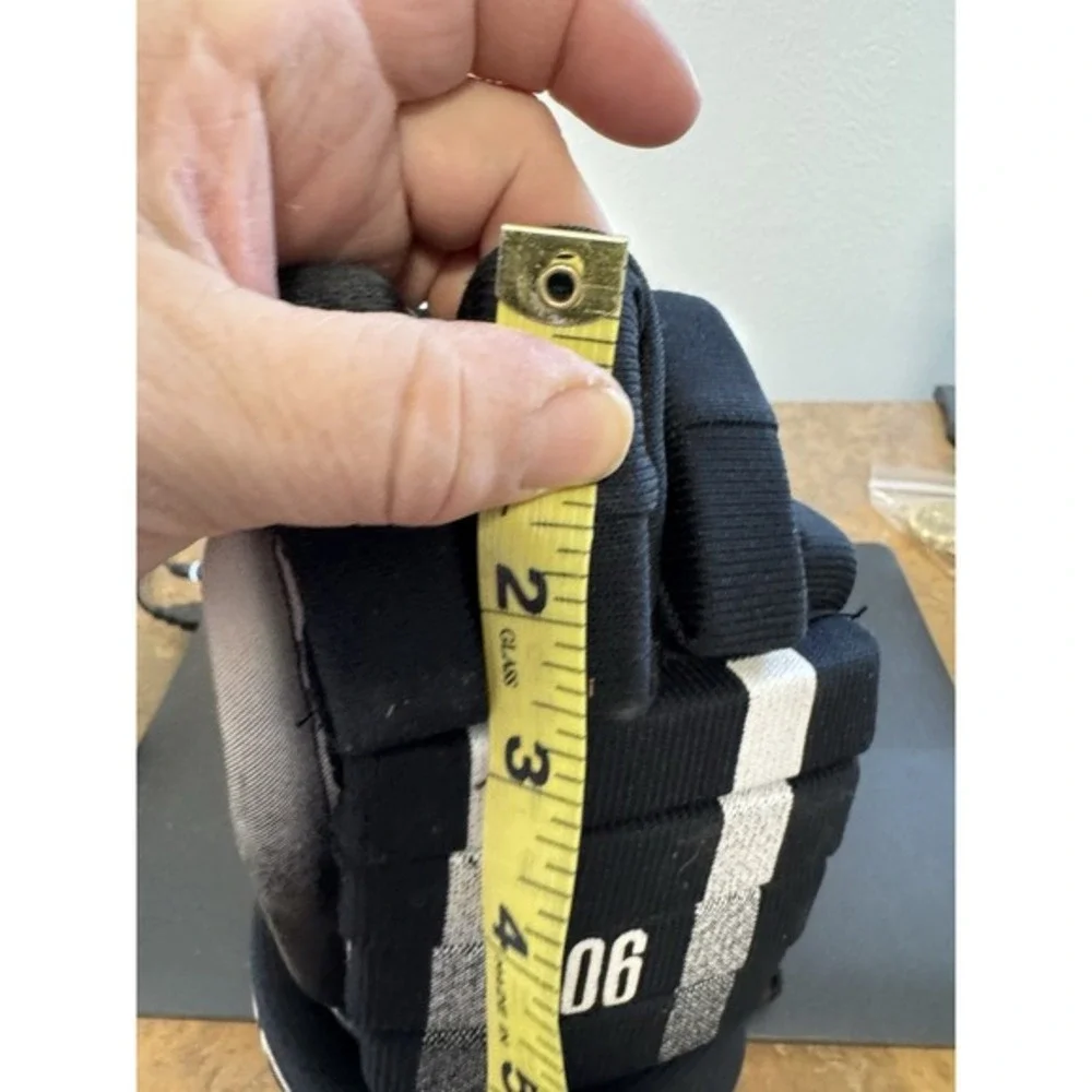 CCM these gloves